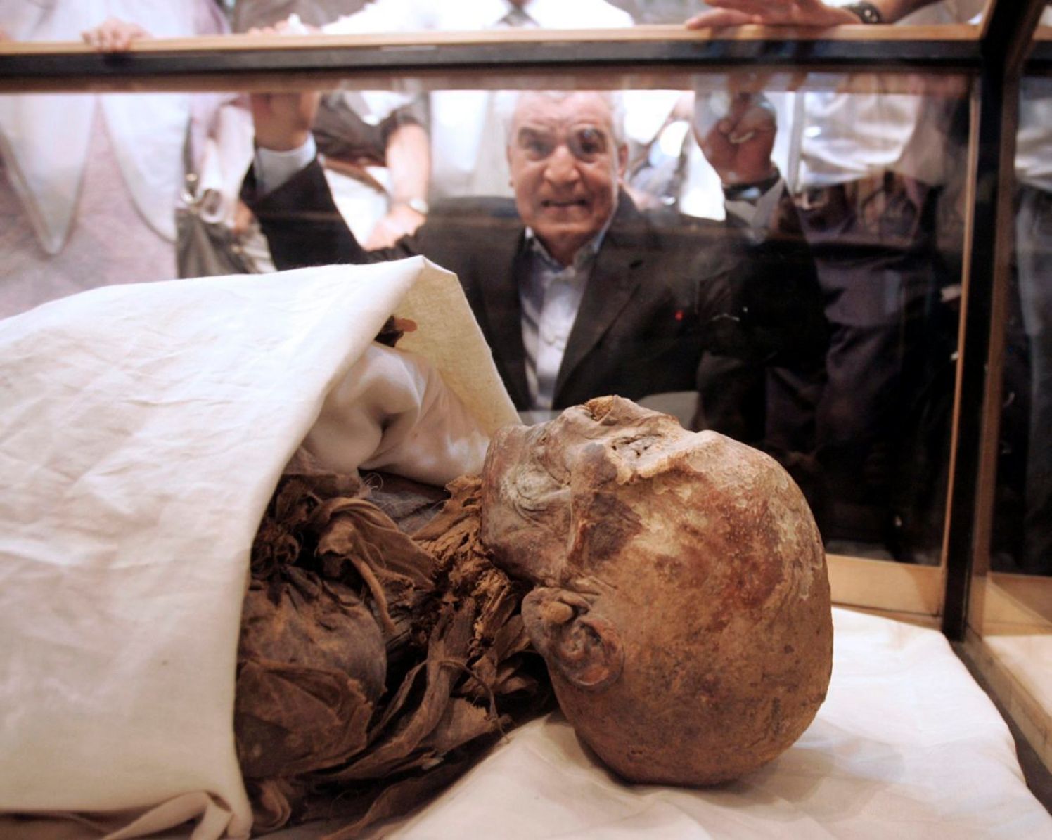 The mummy, originally found in 1903, finally identified as Queen Hatshepsut in 2007. © Photo: Reuters