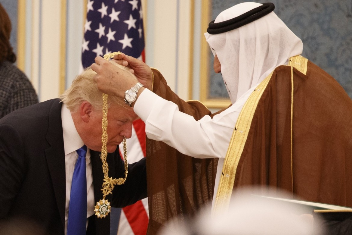 Trump_Mideast_Moments_65359-c038a-2284