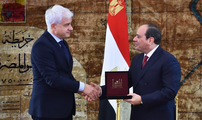 Dresden Opera Boss Regrets Award to Egyptian President, Dresden Opera Boss Regrets Award to Egyptian President, Middle East Politics &amp; Culture Journal