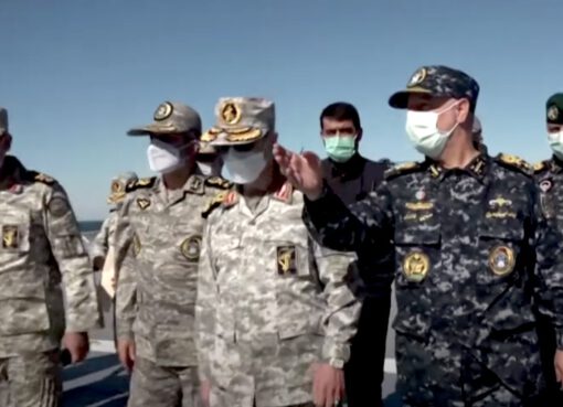 القوات البحرية الإيرانية تطلق مناورات "اقتدار 99" في بحر عمان وشمال المحيط الهندي